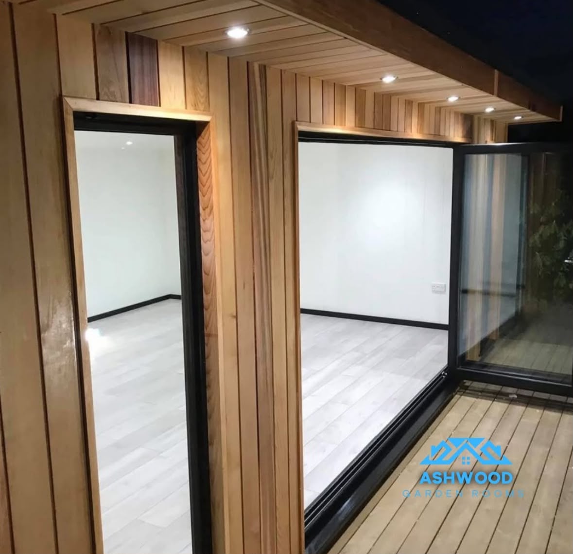 Ashwood garden room build