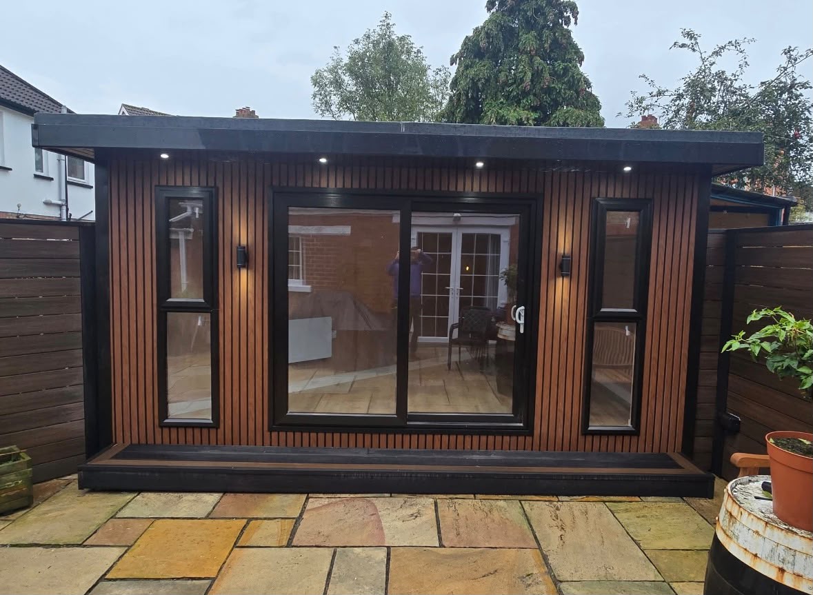 Ashwood garden room build