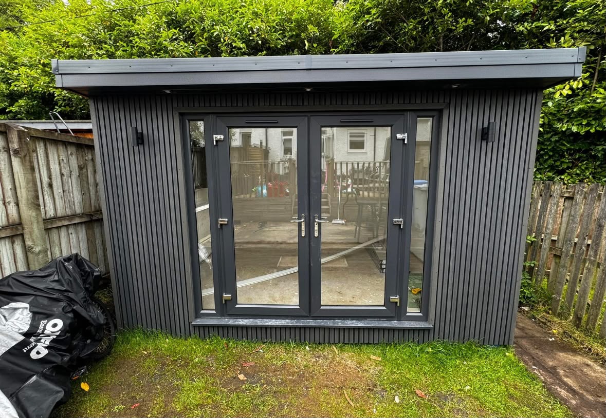 Ashwood garden room build